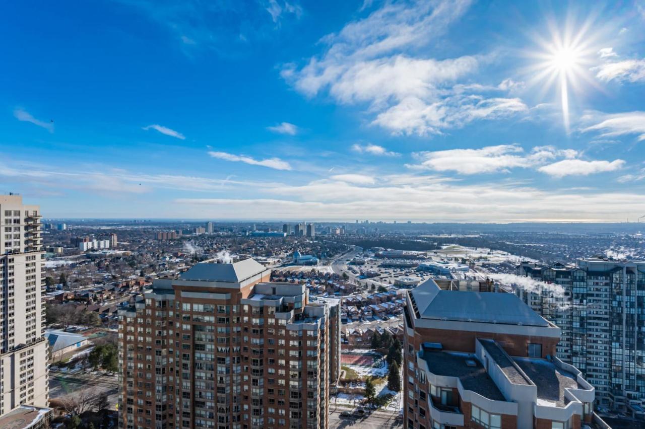 Luxury Apartments In Mississauga Esterno foto